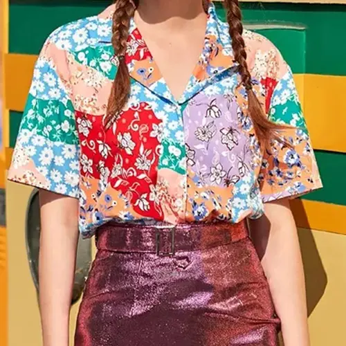 花卉印花拼色短袖